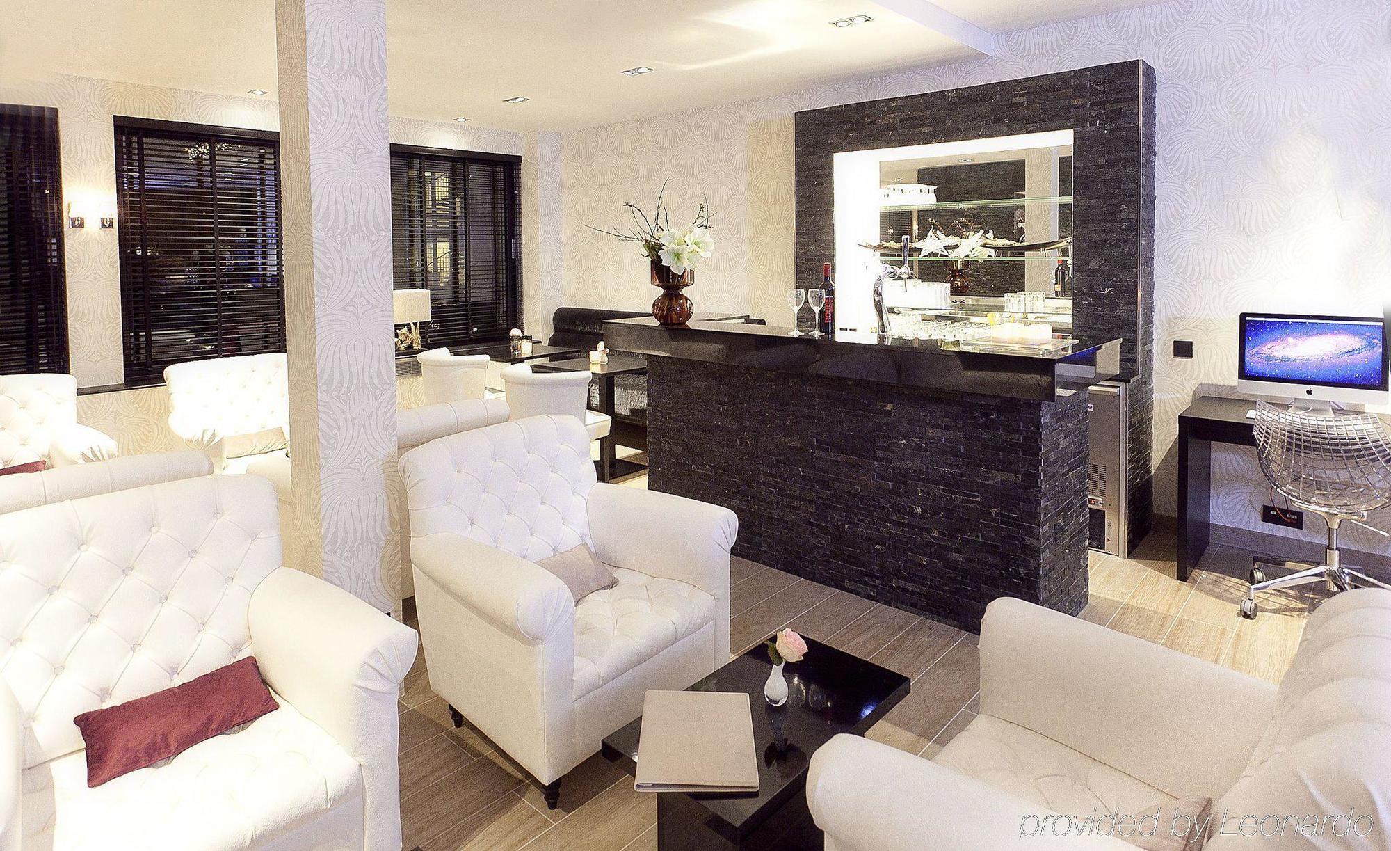Van Der Valk Hotel Den Haag - 부쇼텐 외부 사진